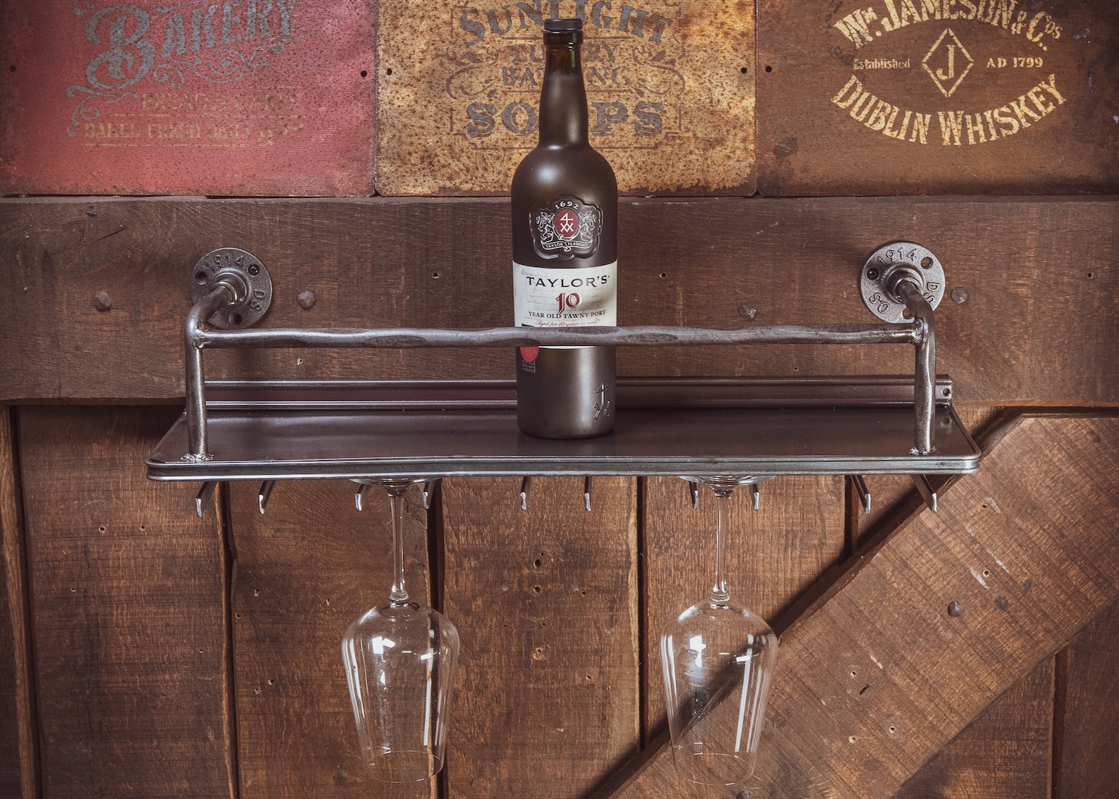 Wall Rack Beer Industrial Wine Rack Wall Mounted Bar Drinks Cabinet Industrial Metal ...