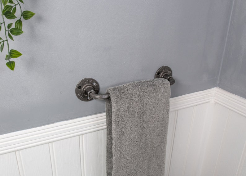 Steampunk Industrial Towel Rail – Wall Mounted – Handmade Iron – Matte Grey – Bathroom Decor