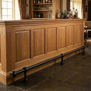 Industrielle Fußschiene Schwarz Hochleistungs-Hausbar-Fußschiene Kücheninsel-Fußstütze Benutzerdefinierte Fußreling Metall Stahlguss Bardekor