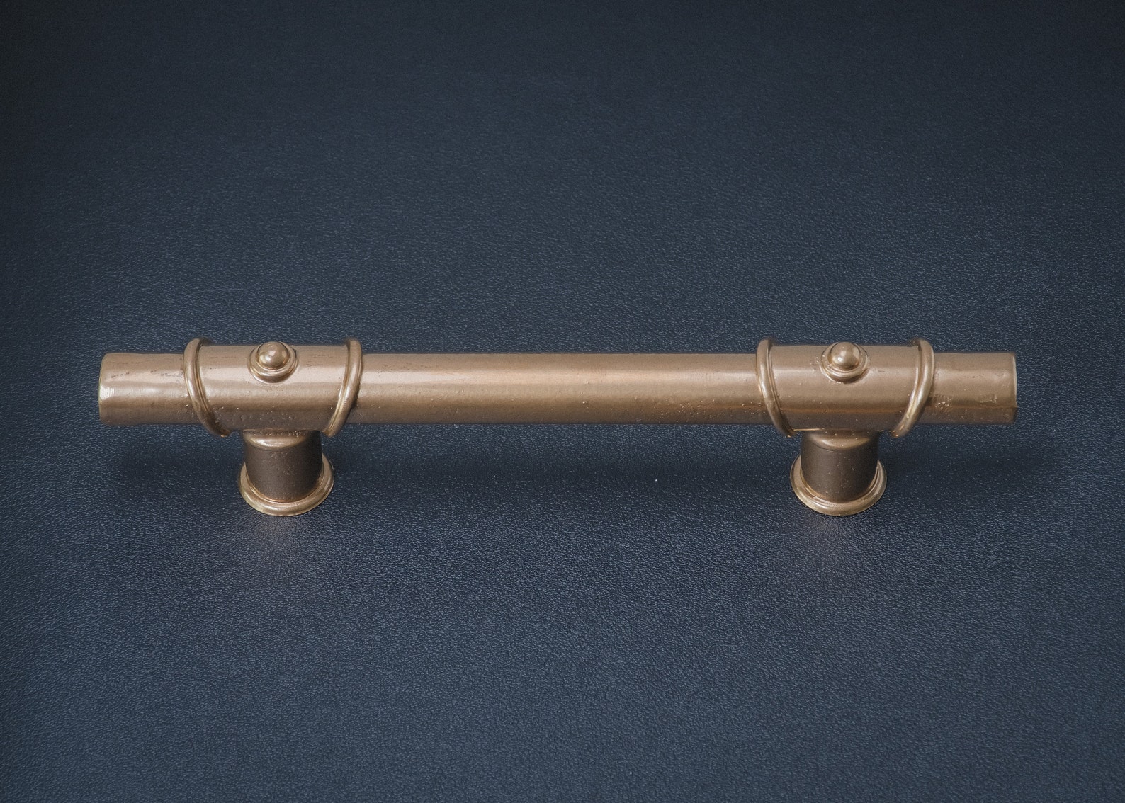 T Bar Manijas de gabinete de oro / manijas de cocina / | Etsy