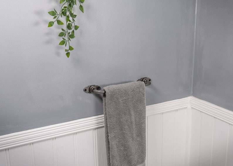 industrial towel rail vintage towel bar towel holder Cast iron towel bar image 3