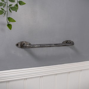 industrial towel rail wrought iron vintage towel bar holder Cast iron towel bar Industrial towel rack Vintage Barn