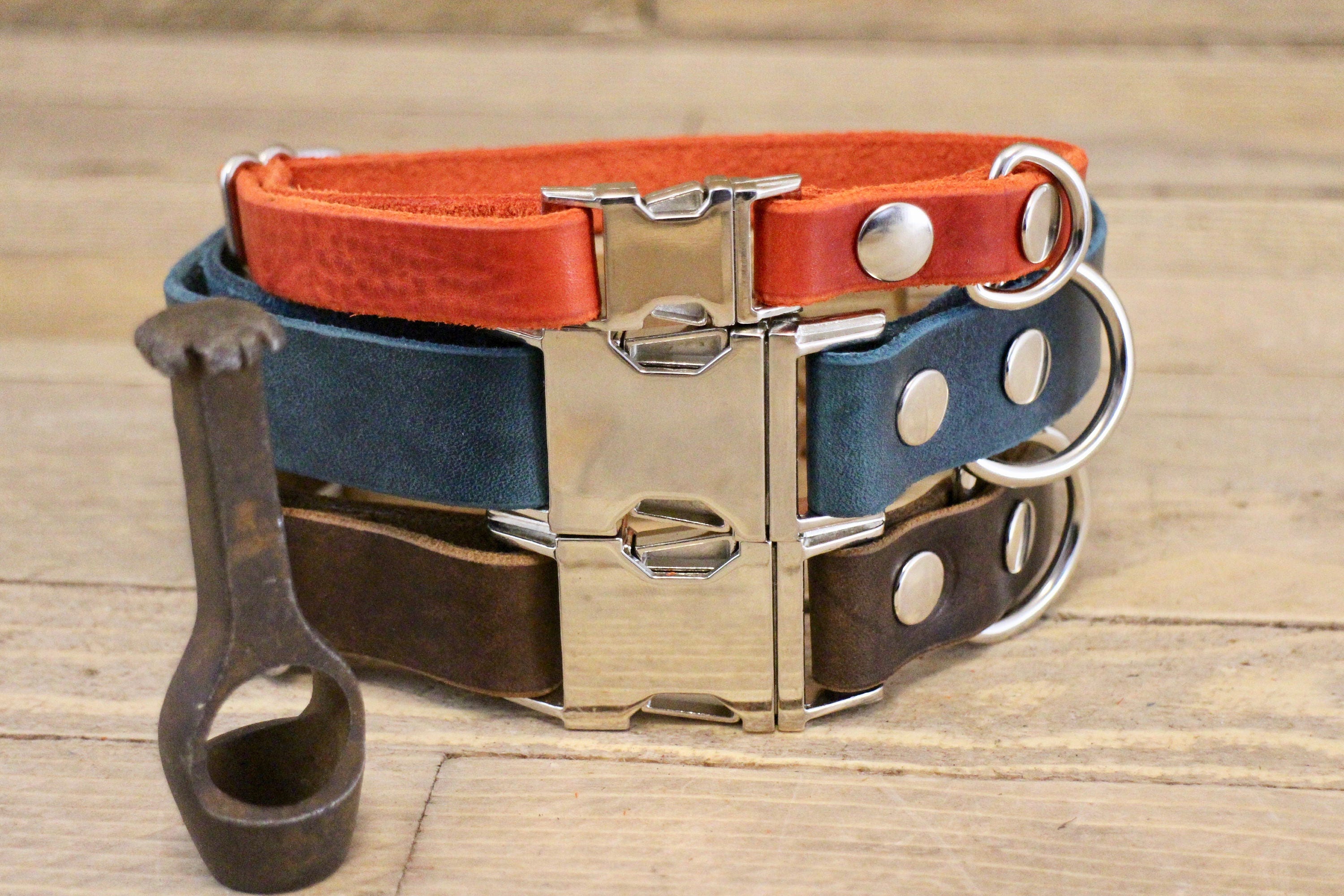 Dog collar Clip collar FREE ID TAG Leather clasp collar Etsy