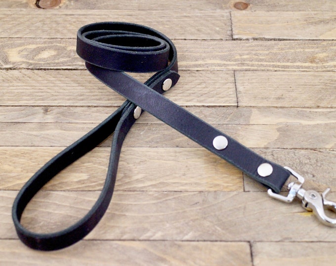 Dog leash, lead , Silver hardware, Leather lead, Sturdy lead, Charcoal black colour, Handmade leather leash, Dog walk.