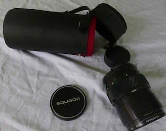 Vintage Soligor zoomlens 1-135mm en case