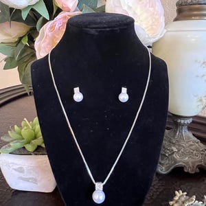 Elegant Pearl Jewelry Set Perfect for Weddings, Birthdays, and Anniversaries, Girlfriend gift
