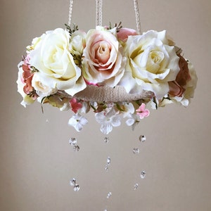 Móvil para niña, decoración de bosque, móvil floral para bebé, móvil con cristales Swarovski, móvil para cuna, decoración de inspiración vintage