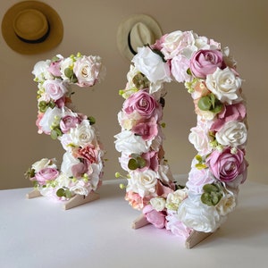 Letras florales 3D, flores grandes por todas partes, números de flores, decoraciones de cumpleaños, decoración de mesa de postres, arreglo floral, mesa central