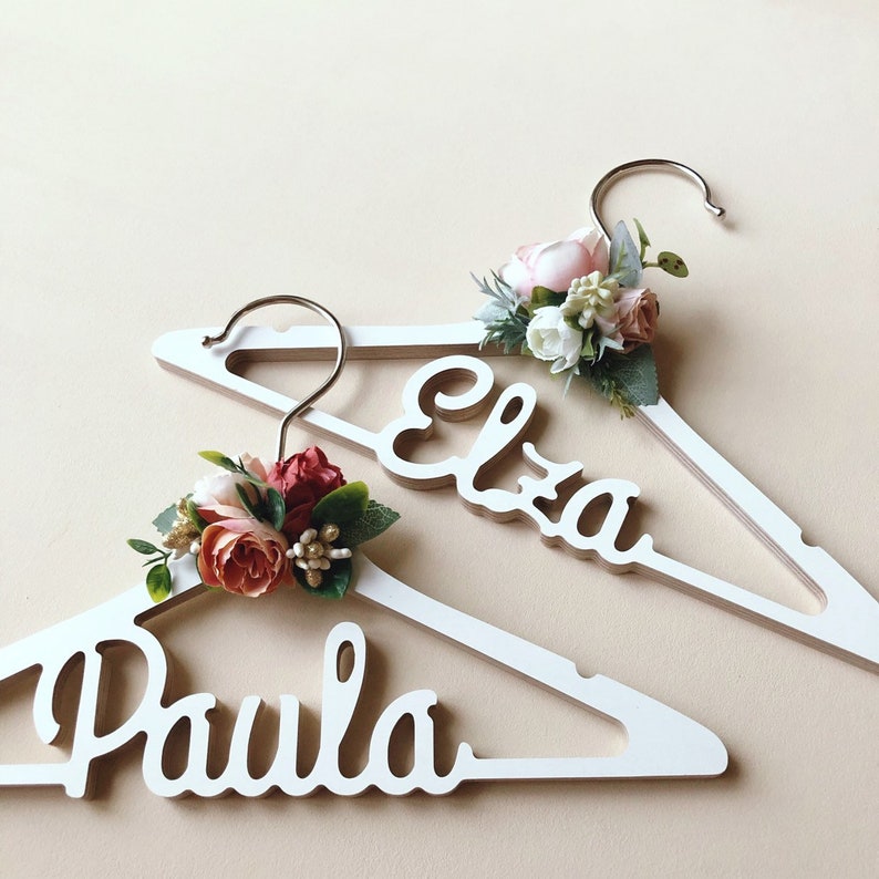Clothes hanger Bride gift Bridal Dress Hanger Custom Wedding hanger Personalized Wedding Dress Hanger Bridesmaid Gift