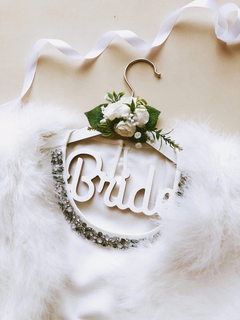Clothes hanger Bride gift Bridal Dress Hanger Custom Wedding hanger Personalized Wedding Dress Hanger Bridesmaid Gift