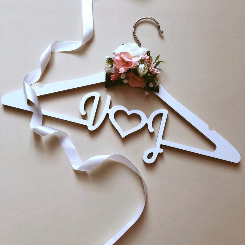 Clothes hanger Bride gift Bridal Dress Hanger Custom Wedding hanger Personalized Wedding Dress Hanger Bridesmaid Gift