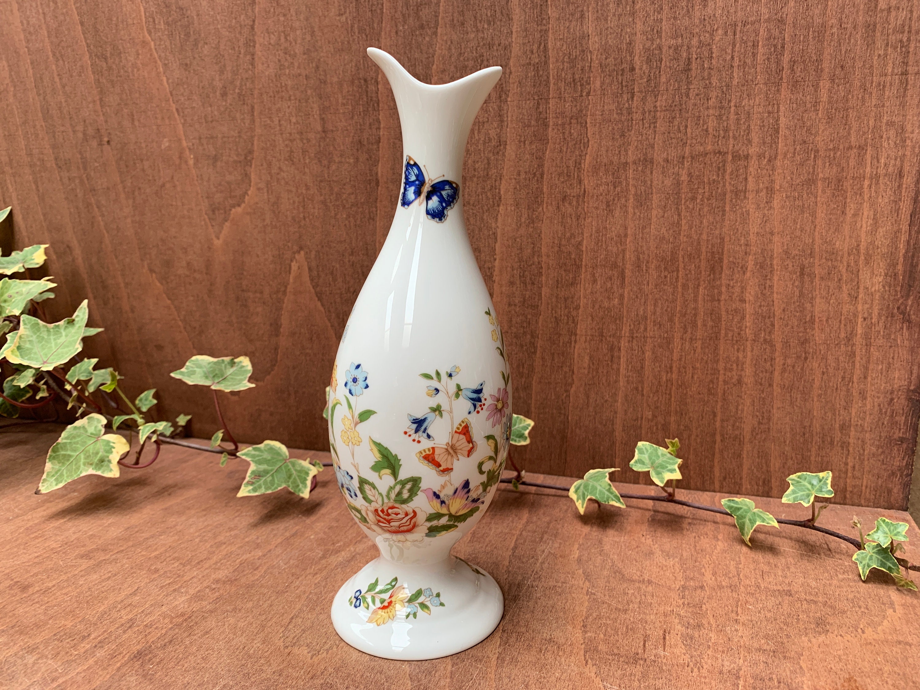 Aynsley Cottage Garden bone china  vase, English porcelain vase