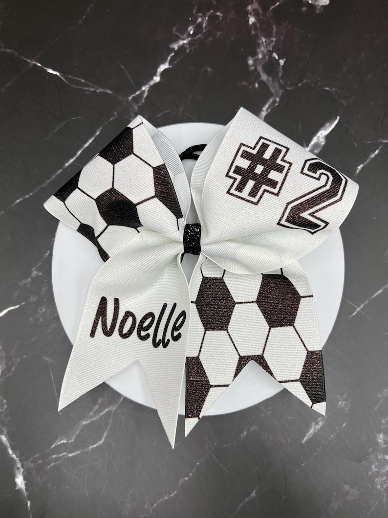 Custom Soccer bow made in your team colors. Price listed is per bow. Soccer , custom bow, team bows, Soccer bow, custom soccer bow bild 8