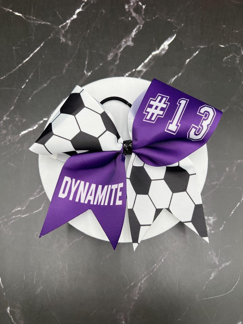 Custom Soccer bow made in your team colors. Price listed is per bow. Soccer , custom bow, team bows, Soccer bow, custom soccer bow bild 13