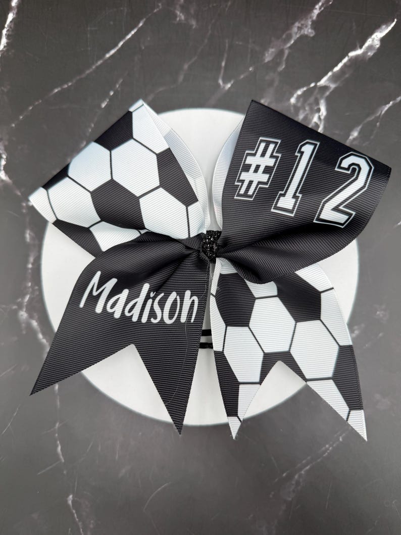 Custom Soccer bow made in your team colors. Price listed is per bow. Soccer , custom bow, team bows, Soccer bow, custom soccer bow bild 17