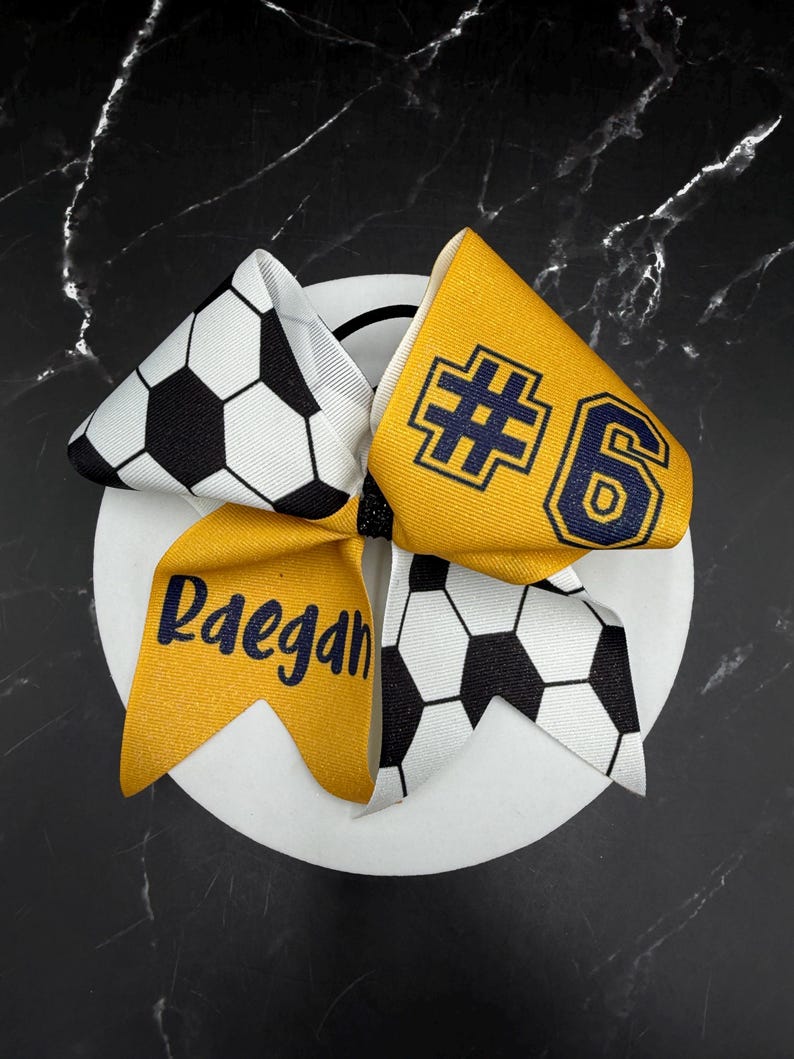 Custom Soccer bow made in your team colors. Price listed is per bow. Soccer , custom bow, team bows, Soccer bow, custom soccer bow bild 19