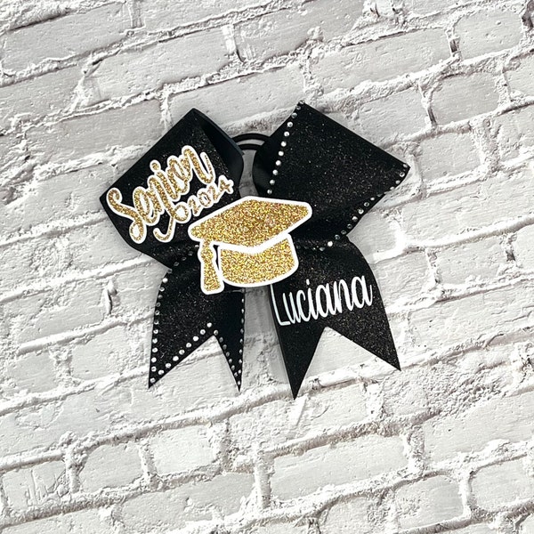New senior glitter bow design with personalized names and rhinestone outline. Senior bows, custom Senior bows. Price listed is per bow.