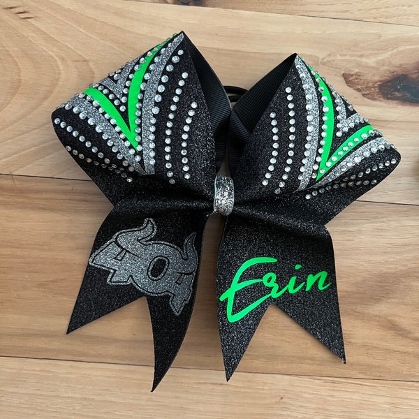 The Kira Custom cheer bow with or without rhinestones made in your team colors. Price listed is per cheer bow, competition bow, team bows.
