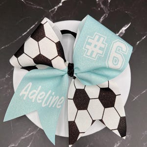 Custom Soccer bow made in your team colors. Price listed is per bow. Soccer , custom bow, team bows, Soccer bow, custom soccer bow bild 9