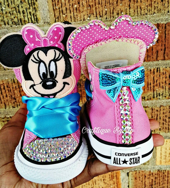 minnie mouse custom shoes