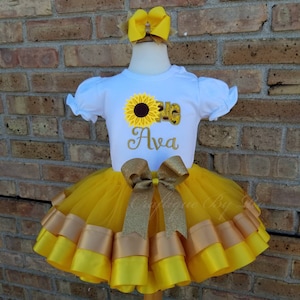Sun Flower Tutu Set - Baby 1st Tutu Set - One Birthday Tutu - Sunflower Birthday Shirt Baby  Outfit - Sunflower Outfit