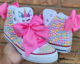 Enhörningsblingskor - Födelsedagsoutfit - Anpassade skor - Skor - Pastellfärgade enhörningsfödelsedagsoutfitskor - Pärlfärgade Converse