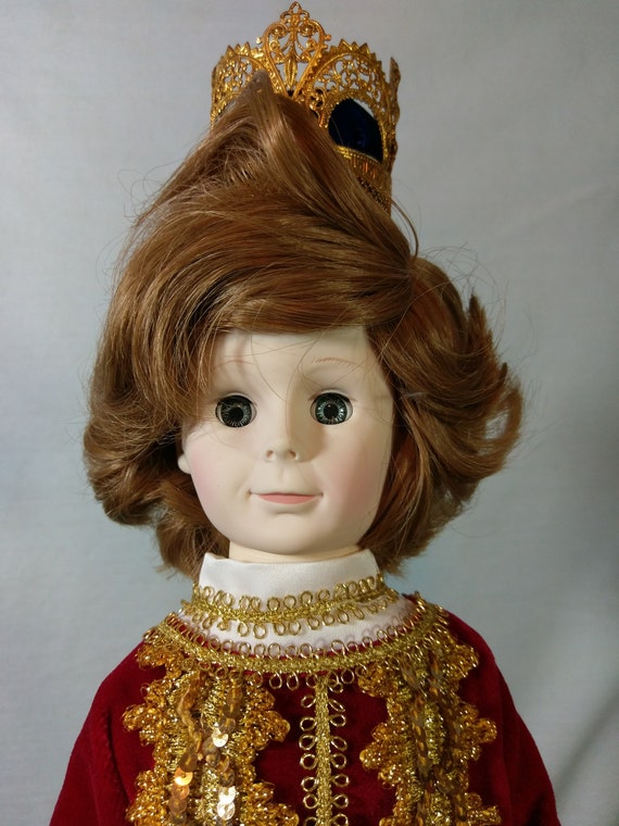miss elsa of royal dolls
