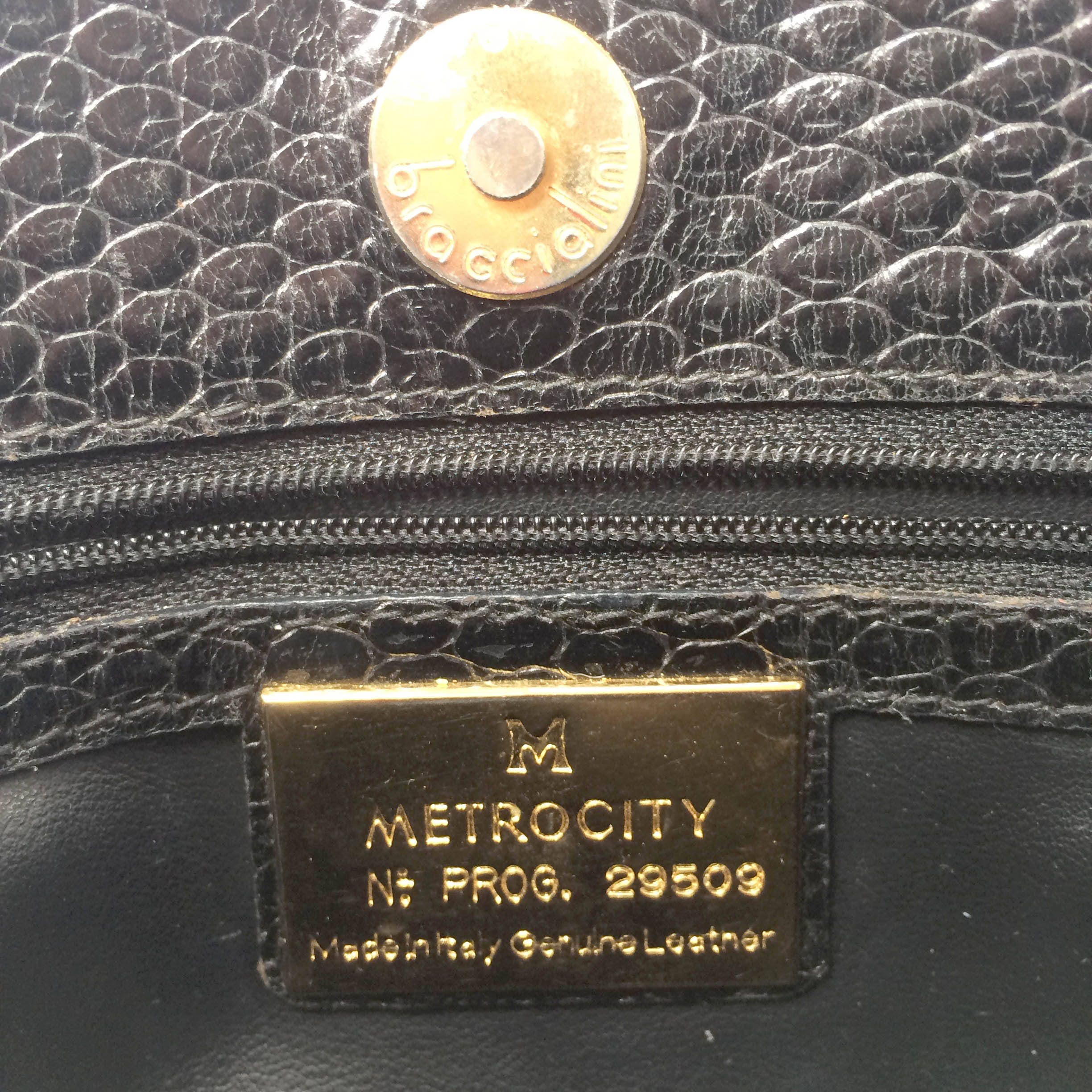 Metrocity, Bags
