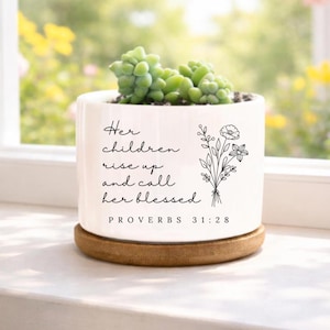 Regalo cristiano para mamá, Proverbios 31:28 Sus hijos se levantan y la llaman bienaventurada, Regalo del Día de la Madre, Regalo con versículo bíblico para mujeres