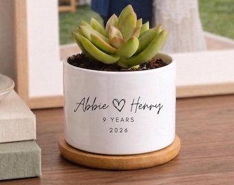 Cadeau d'anniversaire de 9 ans pour elle, cadeau d'anniversaire de poterie, jardinière personnalisée, cadeau d'anniversaire de mariage de 9 ans pour elle, AV1