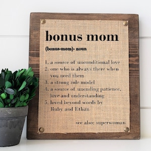  Bonus Mom Gifts, Birthday Gift Mothers Day Gift for Step Mom,  Stepmother, Gifts for Bonus Mom Birthday Gift for Bonus Mom Definition  Acrylic Plaque Desk Signs : Agantree art: Home 