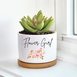 Cadeau pour bouquetière, proposition de demoiselle d'honneur, jardinière personnalisée, pot de plante personnalisé, jolie jardinière, cadeau pour nièce, cadeau succulente fille d'honneur