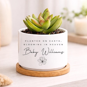 Fehlgeburt, Fehlgeburtsgeschenk, Erinnerung an Kinderverlust, Gedenkstätte für Säuglinge, Erinnerungspflanzer, personalisiertes Geschenk, gepflanzt auf der Erde, die blüht