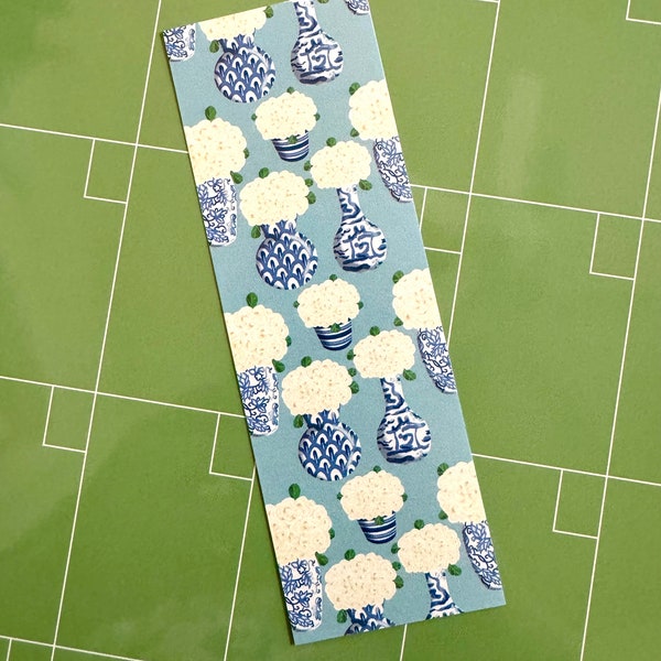 Blue and white vase pottery floral pattern laminated bookmark stationery gift