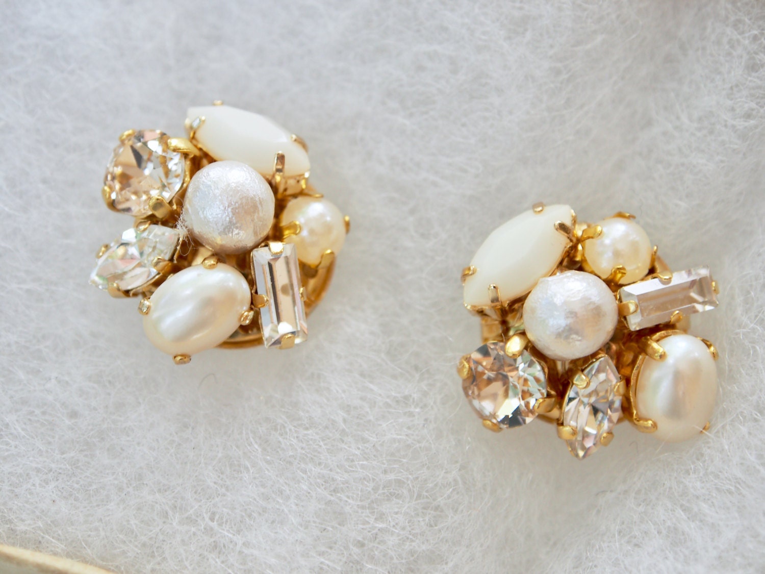 Vintage Swarovski Cluster Earrings White Pearl Earrings - Etsy Canada
