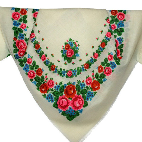 80s+ Large Vintage shawl scarf wrap Ukrainian/Russian style, 100% Wool, Floral russian shawl, Scialle russo, Challe russe, Ivory shawl, W010