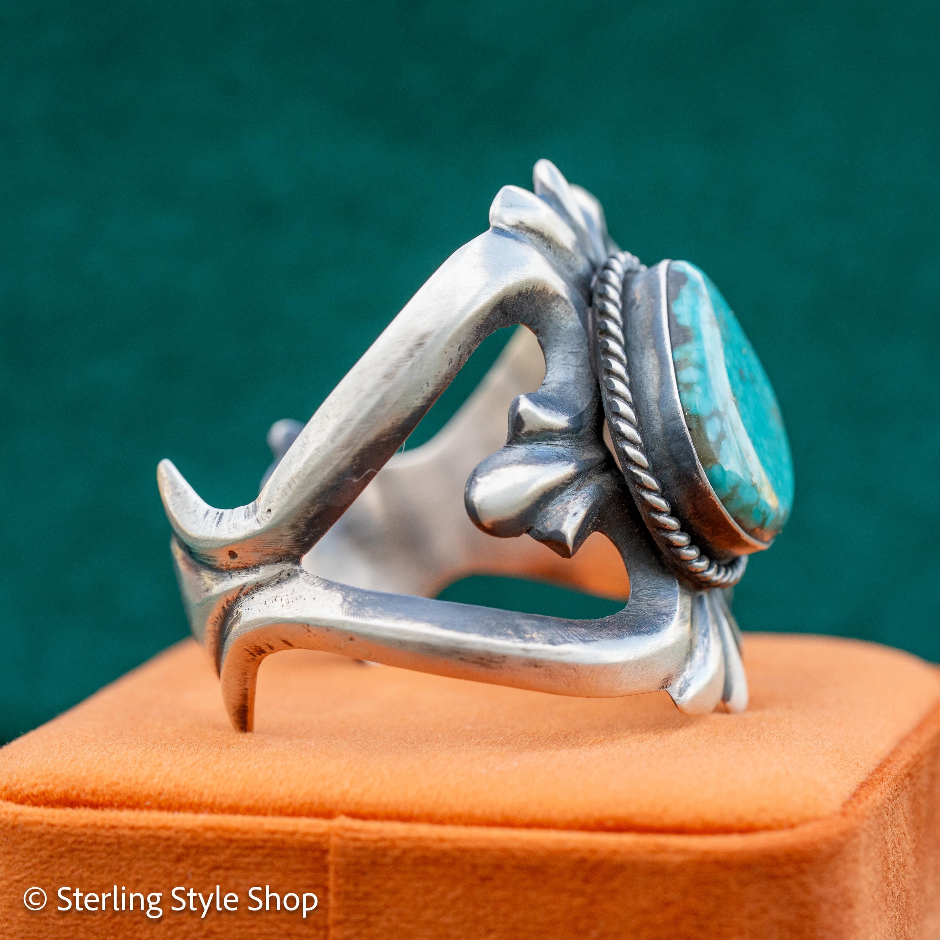 ナバホ族製 ターコイズ×シルバー カフブレスレット ナバホ族 ターコイズカフバングル | LOLMA