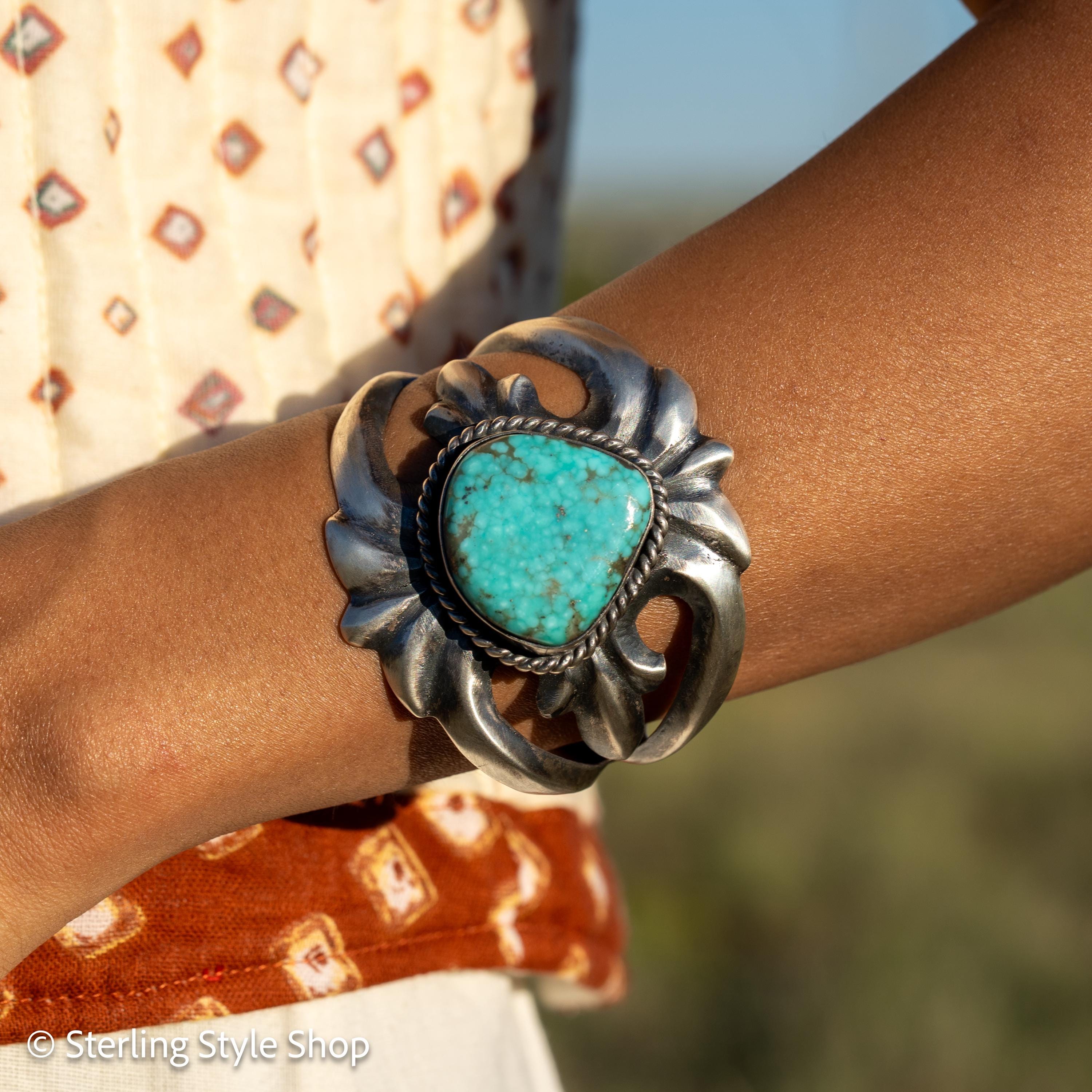 ナバホ族チムニービュート サンドキャスト スターリングシルバー