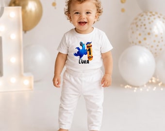 Personalized Macaw Birthday Shirt: Tropical Jungle Party Tee