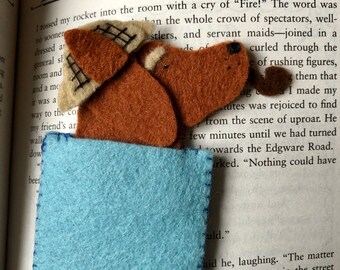 Detective Dog Wool Bookmark- Sherlock Holmes inspired gift - Dog Gift - Gift for Murder Mystery fan- Wool dog bookmark