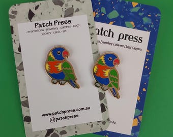 Rainbow Lorikeet bird hard enamel pin