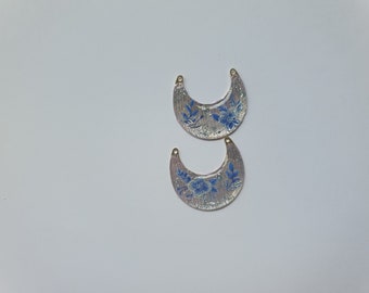 artisanal gold metal moon charm for creation