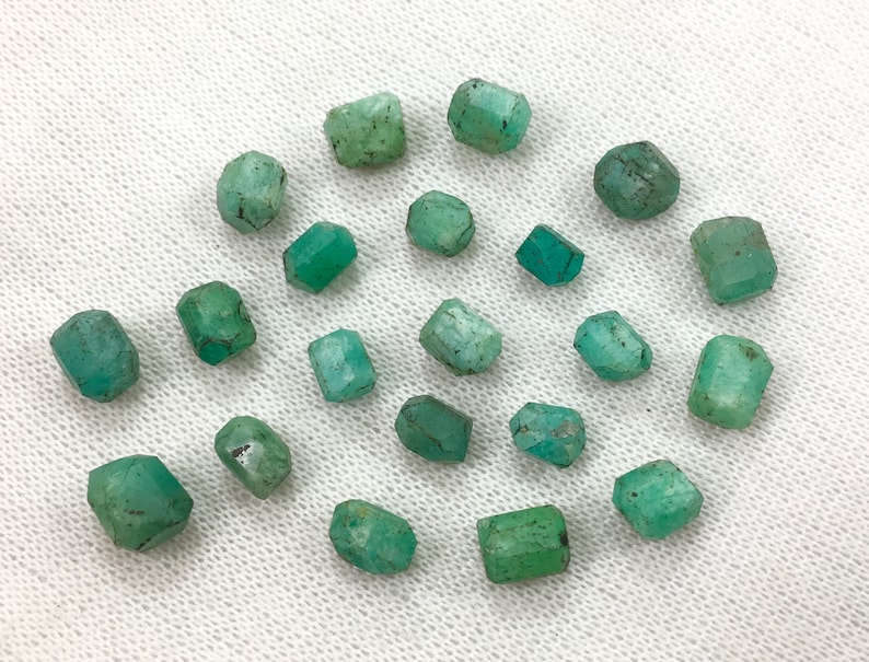 21 Pieces Amazonite UN Drilled Beads @AK301