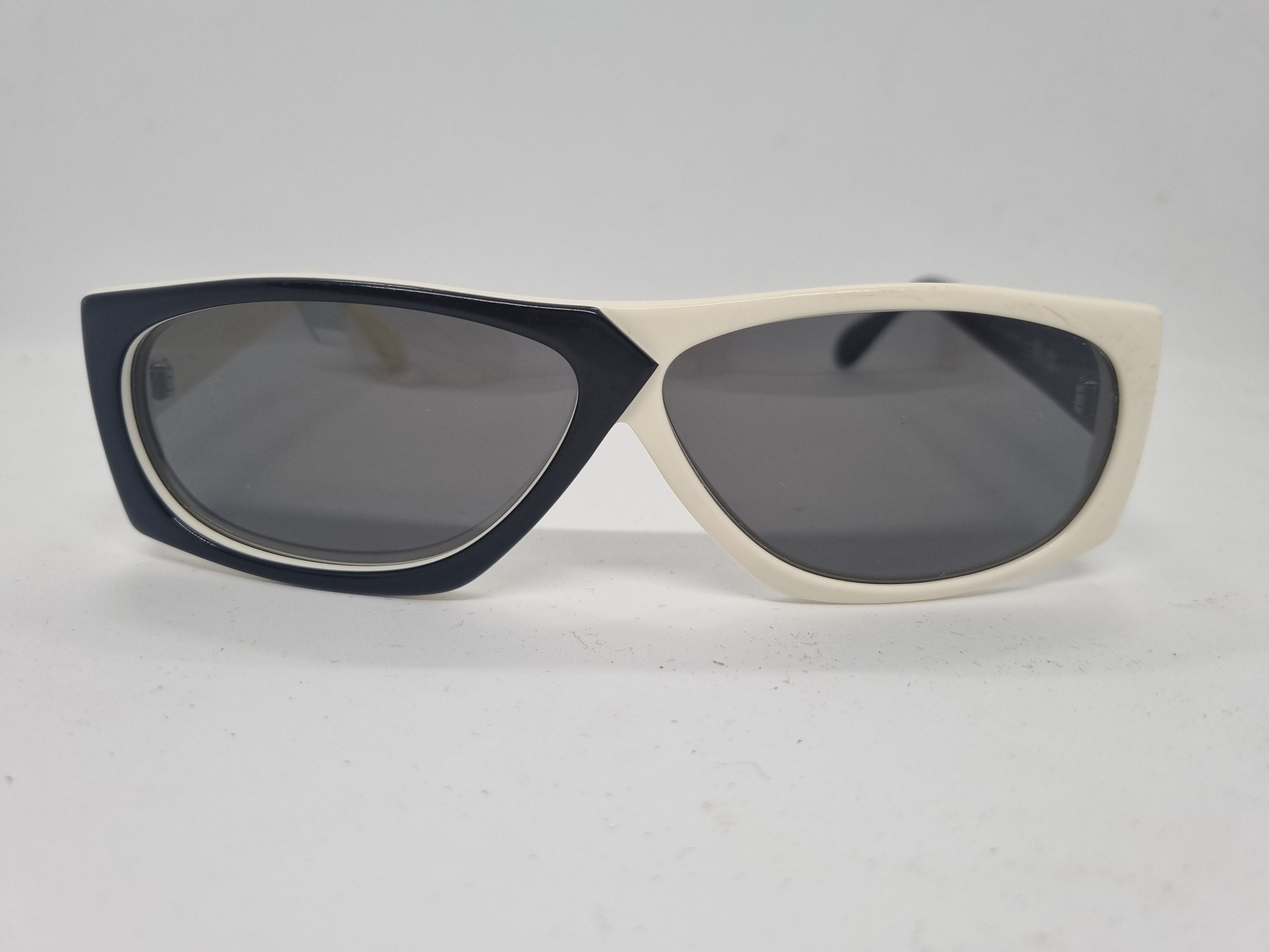 Vintage 1980s Silhouette Austria Thick Framed Sunglasses In Black /Gold Mod 3036 Silhouette Mod 3036 / 20 Col 2680 Vintage 80s Sunglasses  main image 2