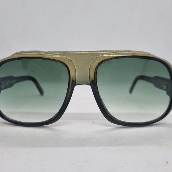 vintage PLAYBOY 3044 50 OVERSIZE lunettes de soleil optyl jade cadre lunettes de soleil années 1970 Allemagne lentilles vertes cas rare état de menthe