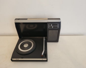 Vintage PHILIPS MONO GF 423 turntable portable battery & power 70s portable record player 1970s black manuel Holland near mint condition