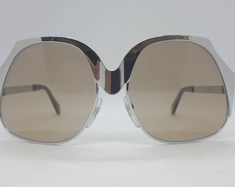 1970’s Unisex Metallic Silver Sunglasses, Made in Italy 1970 main image 3