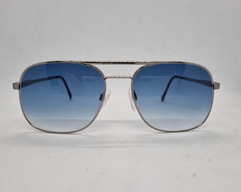 Vintage LUXOTTICA 1041 sunglasses silver frame 80s  blue lenses Made in  Italy Sonnenbrille  1980s mint condition