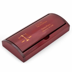 Scales of Justice Lawyer&#39;s Two Piece Pen Set