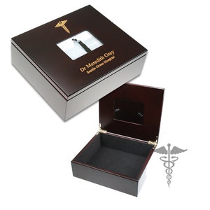Doctor&#39;s Photo Frame Keepsake Box with Custom Personalization - Engraved Keepsake Box for Medical Professionals